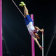 Illustration for article titled Wow: This Incredible World-Record Pole Vaulter Is A Beautiful Example Of The Amazing Things Human Beings Can Achieve When They Use Polesem/em